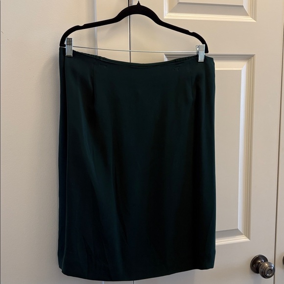 Jones New York Women's Dark Green Suit - Picture 4 of 9